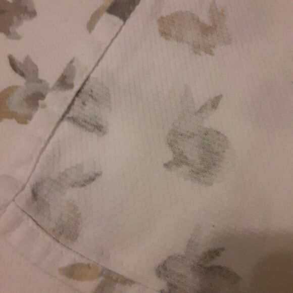 La Petesserie Bunny Tablecloth/Blanket 100% Cotton Note - Picture 4 of 6